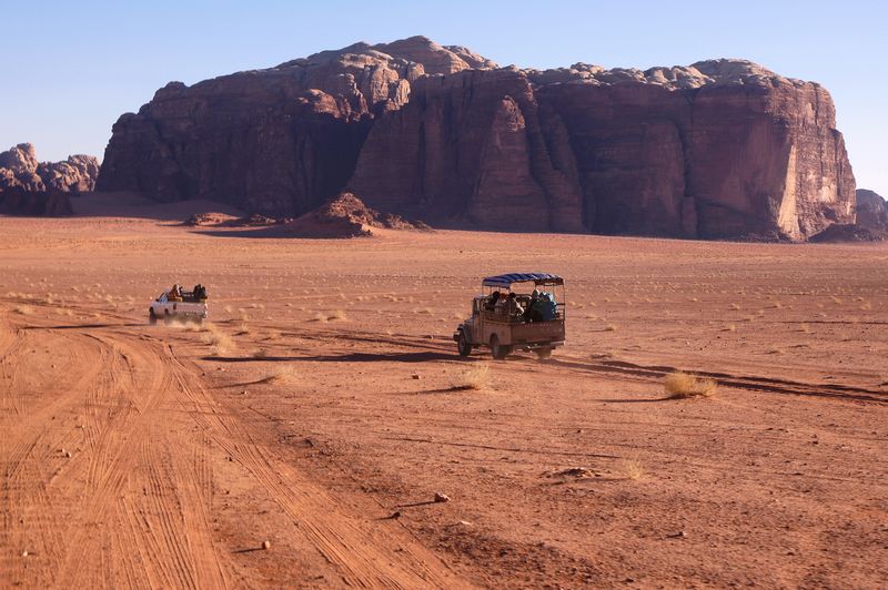 Tour Wadi Rum e Petra per 02 giorni - 01 notte dal confine di Eilat (ELT-JHT-005)